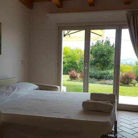 Agriturismo I Cerri Alloggio per agriturismo Pesaro